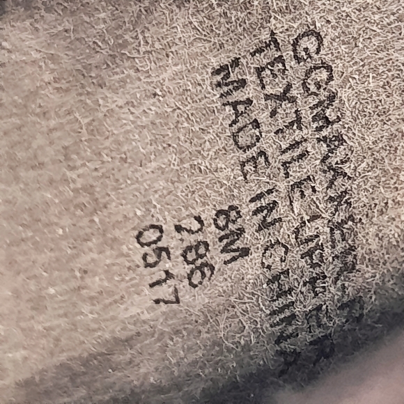 GUESS peep toe block heels Shoes - Picture 10 of 10